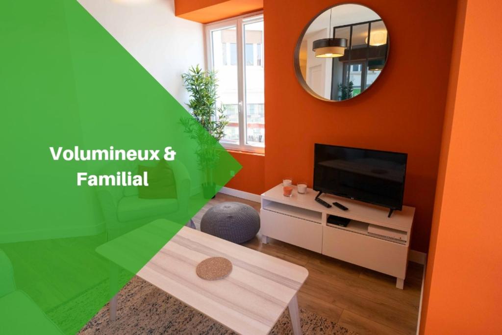 Appartement Gahenda - Appartement Volumineux et Familial - Parking, WiFi & Netflix 42 Rue du Commerce, 64700 Hendaye