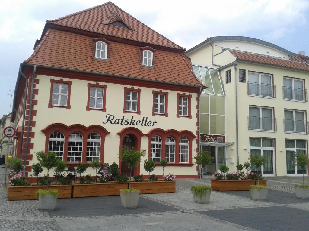 Hôtel Garni-Hotel zum alten Ratskeller Markt 5, 03226 Vetschau/Spreewald