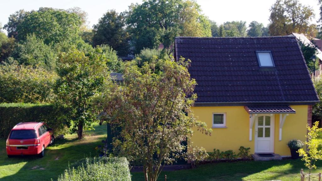 Maison de vacances Gästehaus A+C Bovet Am Kirchberg 2, 17255 Wesenberg