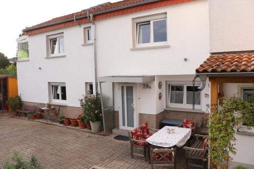 Maisons de vacances Gästehaus A und D Fischer Forsthausstrasse 29 a Mörfelden-Walldorf