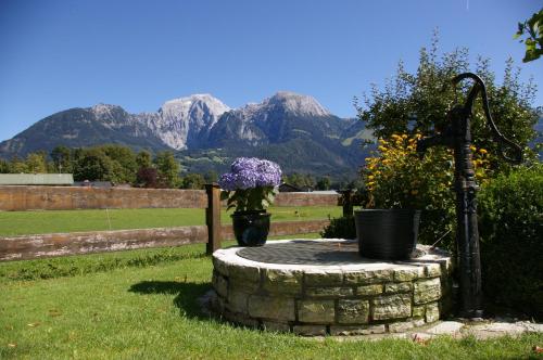 Appartements Gästehaus Almblick Löslerstraße 31 Schönau am Königssee