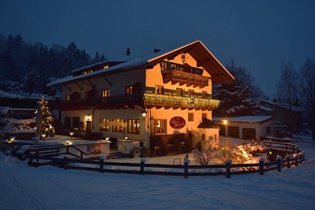 Maison d'hôtes Gästehaus Alte Bergmühle Birkensteinstraße 60, 83730 Fischbachau