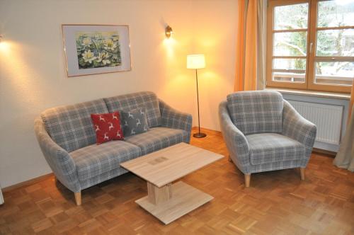 Appartements Gästehaus am Brunnen Brunnengasse 5 Bad Hindelang