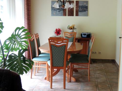 Appartements Gästehaus Am Hirtenberg Karlsbader Straße 21a Breitenbrunn/Erzgeb.