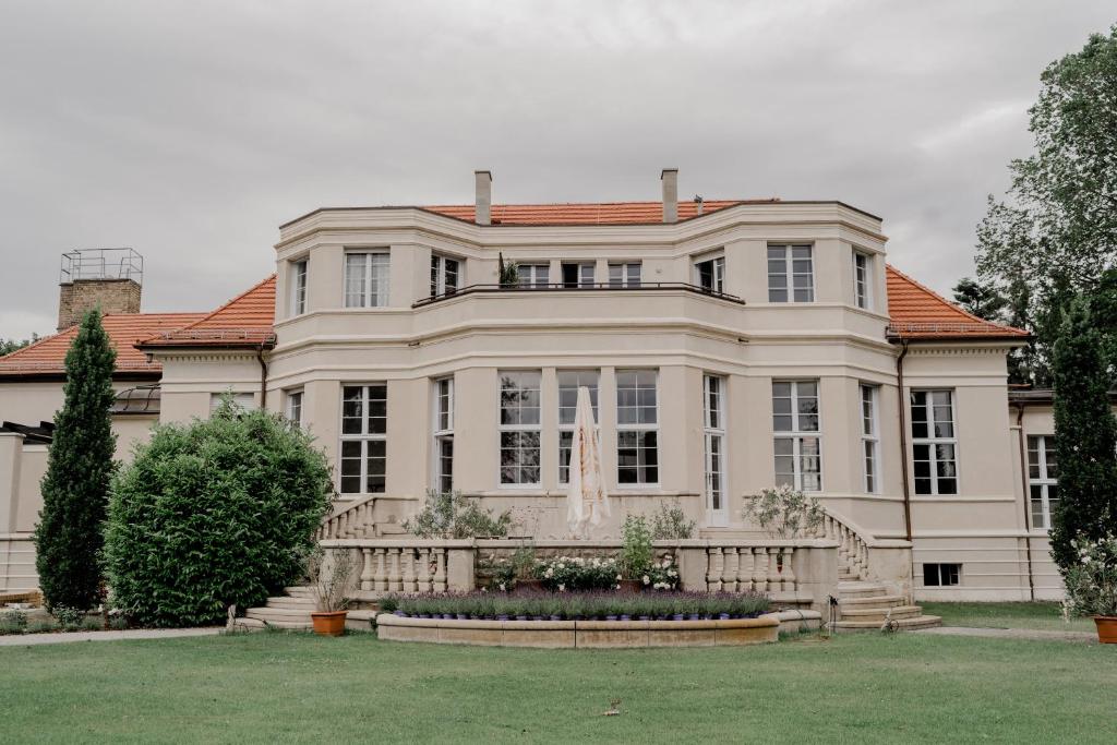 Maison d'hôtes Gästehaus am Lehnitzsee 2 Am Lehnitzsee Landhaus Adlon, 14476 Potsdam