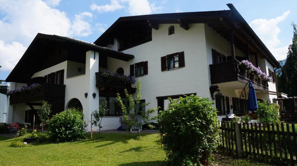 Maison d'hôtes Gästehaus Brigitte St. Martinstr. 40, 82467 Garmisch-Partenkirchen