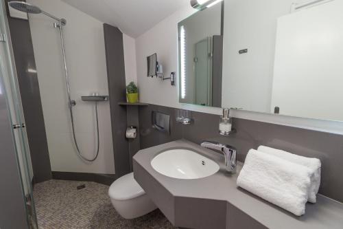 B&B / Chambre d'hôtes Gästehaus Burgblick 35 Thanheimer Straße Bisingen