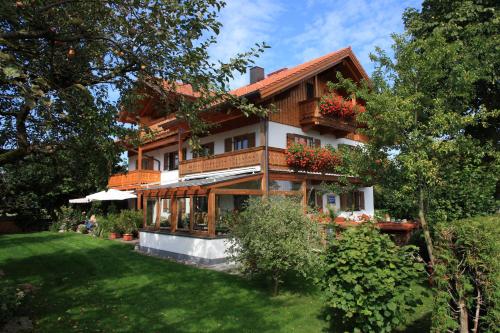 Maison d'hôtes Gästehaus Burgmayr Oberlandstraße 59 Sauerlach
