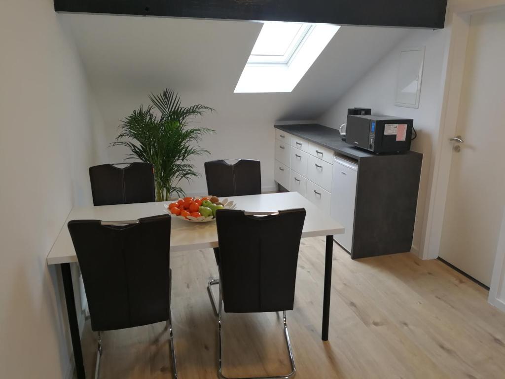 Appartements Gästehaus by Becker Jakobsgasse 13 a, 69214 Eppelheim