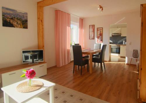 B&B / Chambre d'hôtes Gästehaus Elisabeth Am Forsthaus 5 Poppenhausen