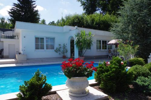 Maison de vacances Gästehaus Gaens - Ferienhaus Bautzener Str. 19a OT Schirgiswalde Schirgiswalde