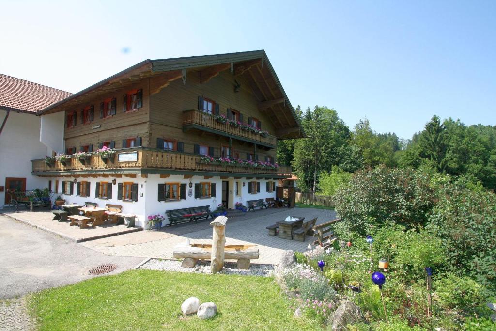 Séjour à la ferme Gästehaus Herbstbauernhof Obermayerweg 3, 83313 Siegsdorf