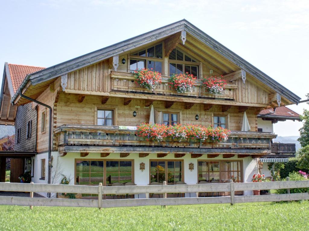 Appartements Gästehaus Hirschbichler - Chiemgau Karte Adlgasser Strasse 42, 83334 Inzell