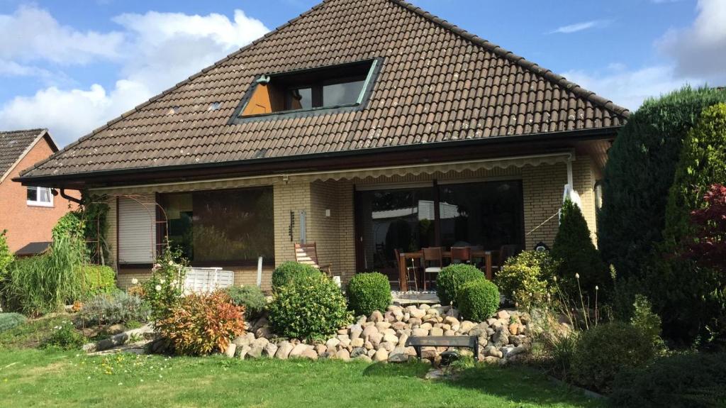 Maison de vacances Gästehaus in Bargteheide, 3 SZ, 1-8 Personen, ruhige und zentrale Lage 30A Hamburger Straße, 22941 Bargteheide