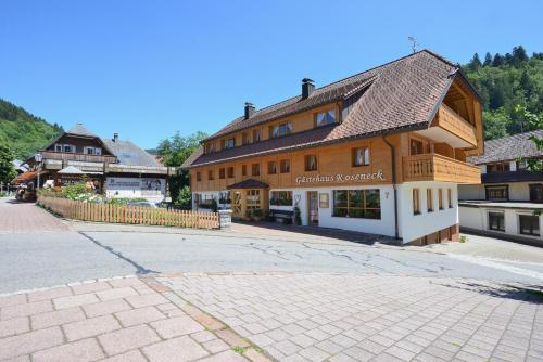 Appartements Gästehaus Roseneck Hauptstr. 7 Todtmoos