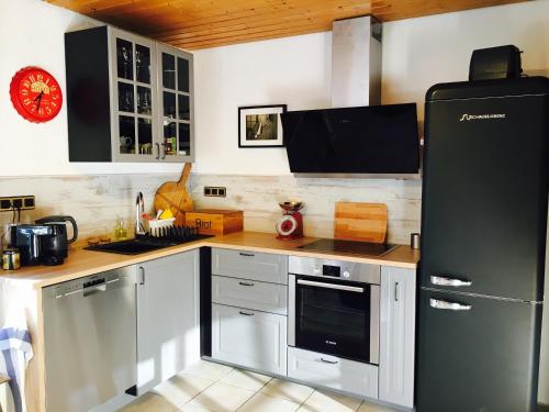 Appartement Gästehaus Sellemols Ferienhaus Winzer 21 Klingbachstraße Heuchelheim-Klingen