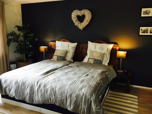 Appartement Gästehaus Sellemols Ferienwohnung Korbmacher 21 Klingbachstraße Heuchelheim-Klingen