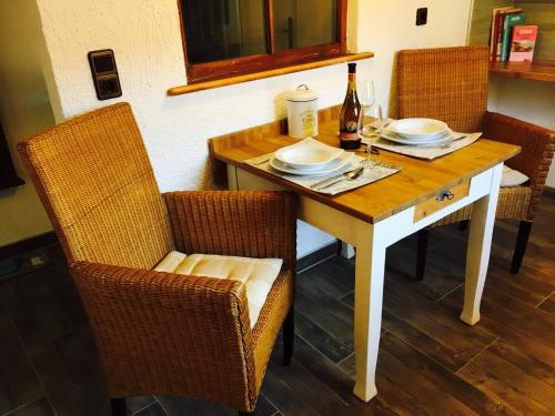 Appartement Gästehaus Sellemols Ferienwohnung Tabakbauer 21 Klingbachstraße Heuchelheim-Klingen