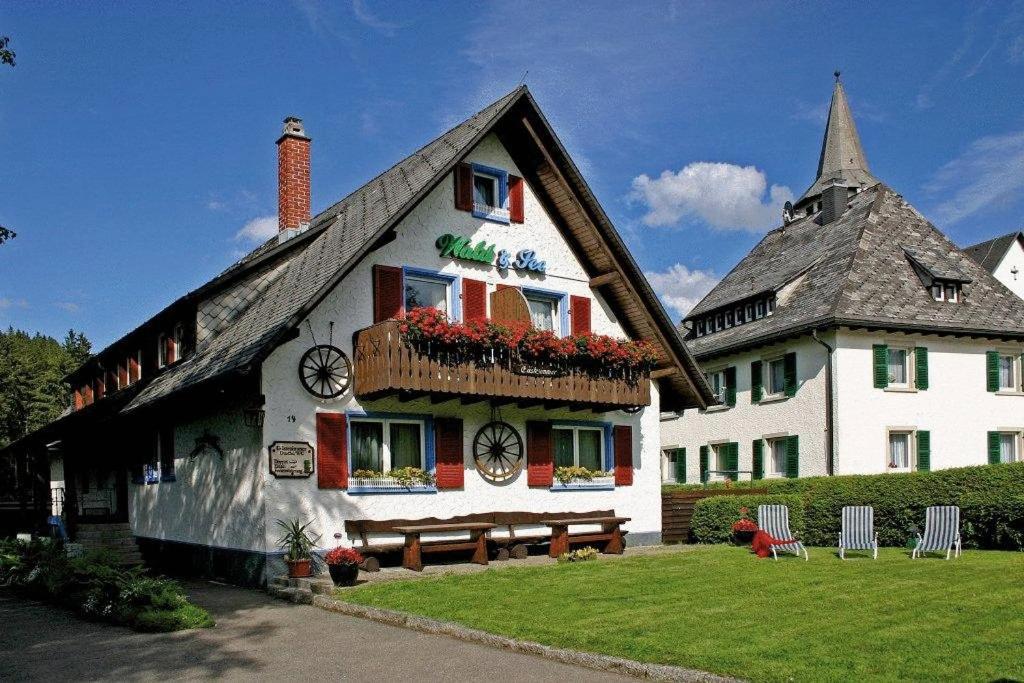 Hôtel Gästehaus Wald und See Alte-Poststraße 14, 79822 Titisee-Neustadt