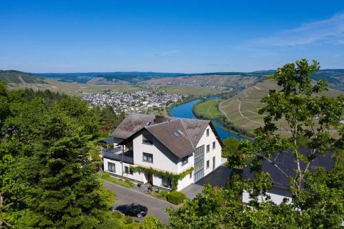 Maison d'hôtes Gästehaus-Weingut Loersch Tannenweg 11 Leiwen