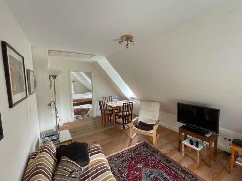 Appartements Gästehaus Zum Krug Schobüller Weg 2 Husum