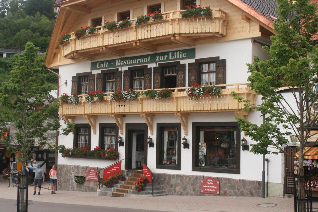 Maison d'hôtes Gästehaus Zur Lilie 3 Wallfahrtstraße Gästehaus Kreuzstraße, 78098 Triberg im Schwarzwald