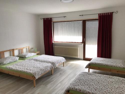 Appart'hôtel Gästehaus Zur Schmiede 13 Oberste Straße Burghaun