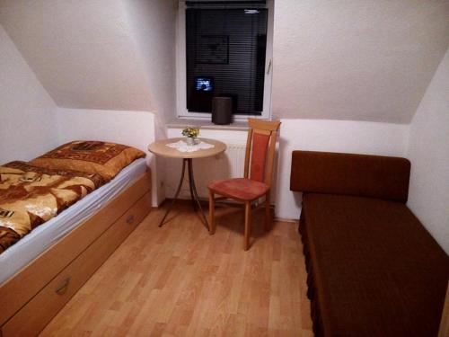 Appartement Gästewohnung Hennig Joseph-Haydn-Straße 25 2 E Böhlen