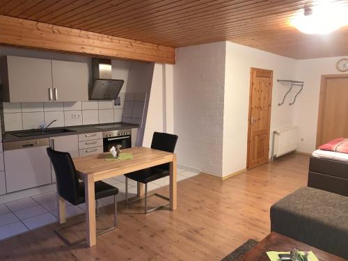 Maison d'hôtes Gästezimmer & Appartement Elskop Dorfstraße  8 Elskop