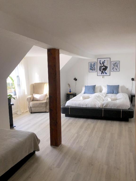 Maison d'hôtes Gasthaus am Schloss Alte Dorfstraße 13, 17495 Karlsburg