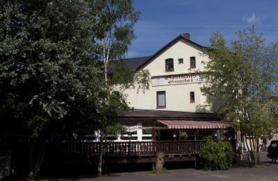 Maison d'hôtes Gasthaus Gombel Braunfelser Str.26, 35619 Braunfels