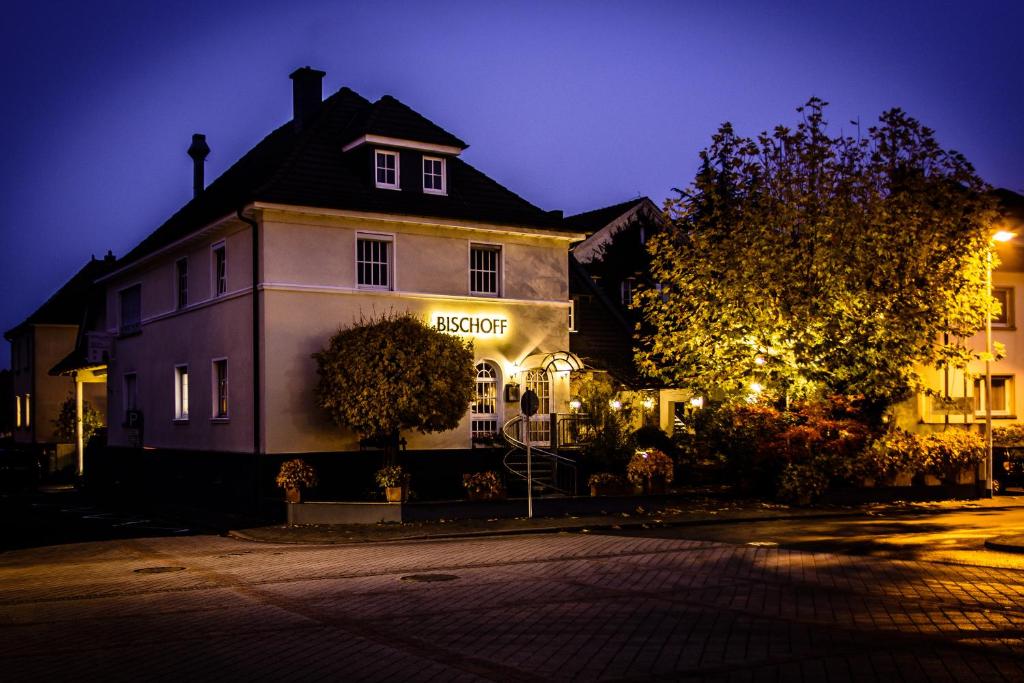 Hôtel Gasthaus & Hotel Bischoff Eisenbahnstr. 61, 63110 Rodgau