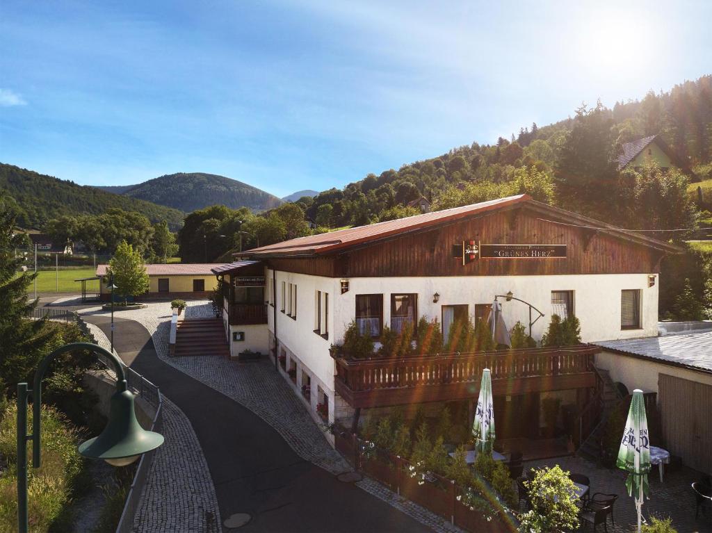 Auberge Gasthaus&Pension \ Unterer Hermannsberg 6, 98587 Unterschönau
