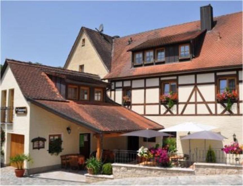 Maison d'hôtes Gasthaus Tauberstube Detwang 15, 91541 Rothenburg ob der Tauber