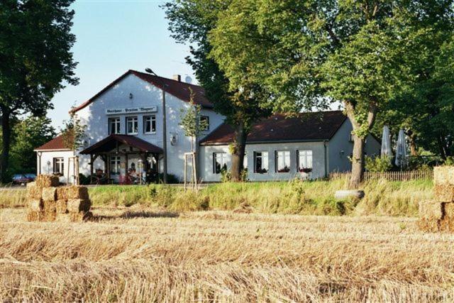 Auberge Gasthaus Wagner Hauptstr. 67, 15328 Golzow