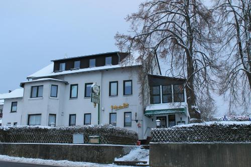 Auberge Gasthaus Waldschlosschen Welleroder Strasse 48 Wattenbach