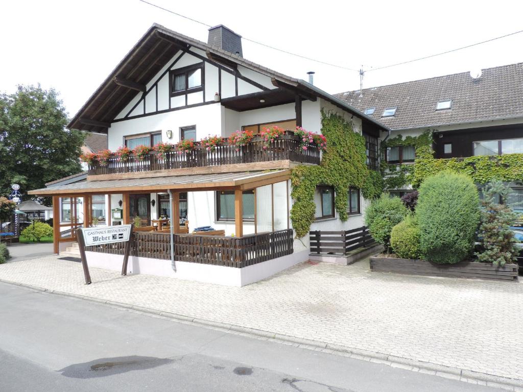 Hôtel Gasthaus Weber Neue Straße 1, 53534 Wiesemscheid