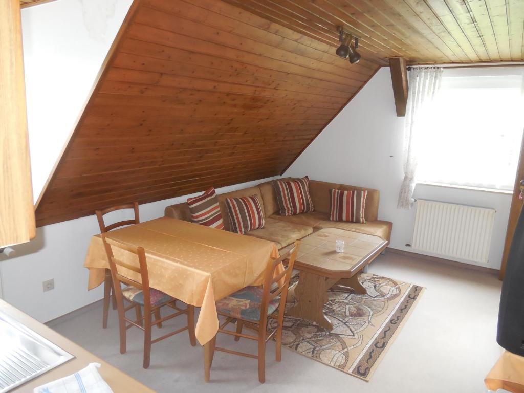 Appartements Gasthaus Wollmeiner Oberrarbach 18, 57392 Schmallenberg