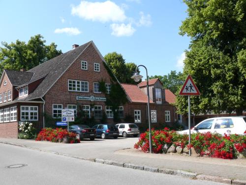 Auberge Gasthaus Zum Frohsinn Bischof-Vicelin-Damm 16-18 Bosau