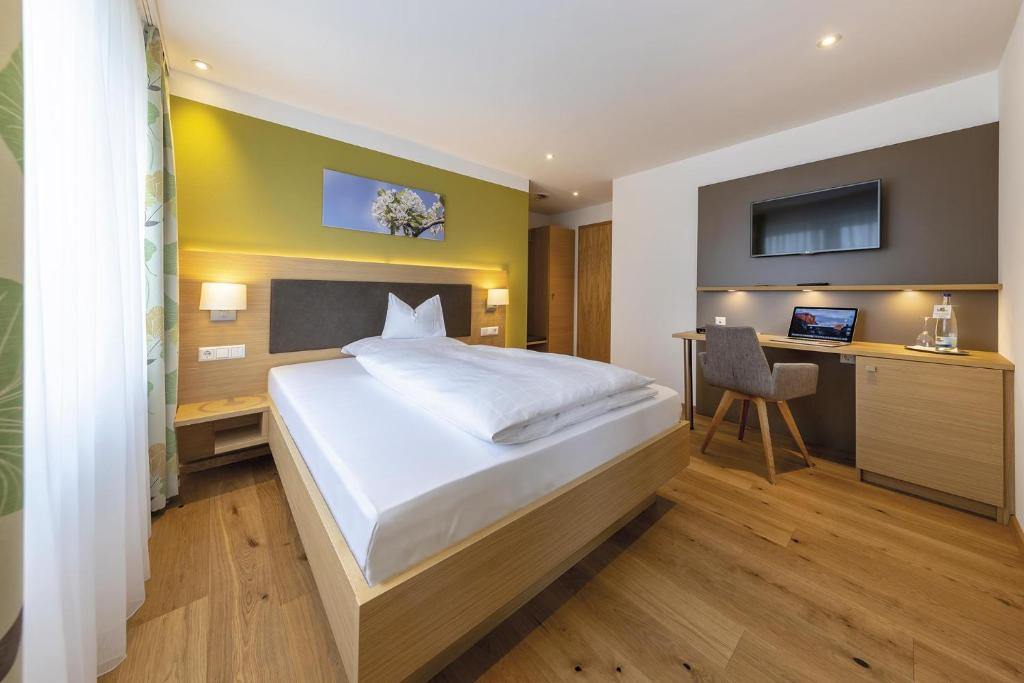 Hôtel Gasthof - Hotel zum Ochsen GmbH 14 Blaubeurer Strasse, 89180 Berghülen