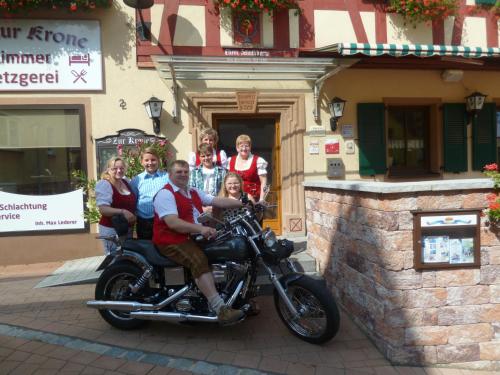 Auberge Gasthof Zur Krone Kirchenweg 2 Mitteleschenbach