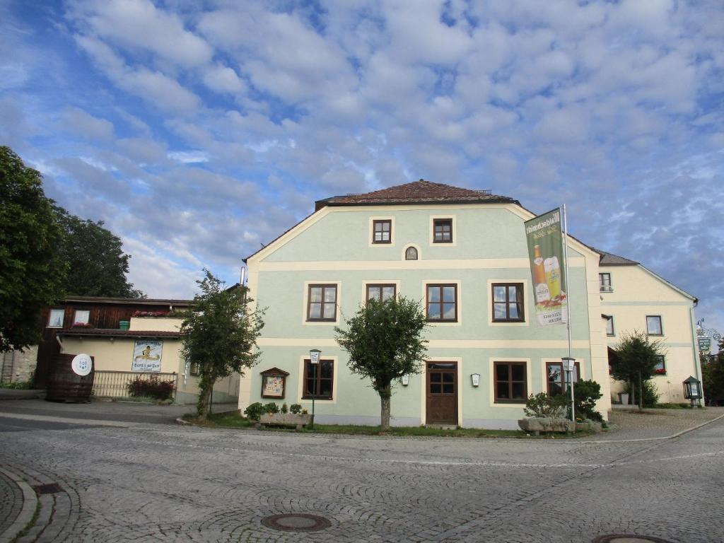 Appartement Gasthof Zur Post Waldschmidtstraße 14, 93458 Eschlkam