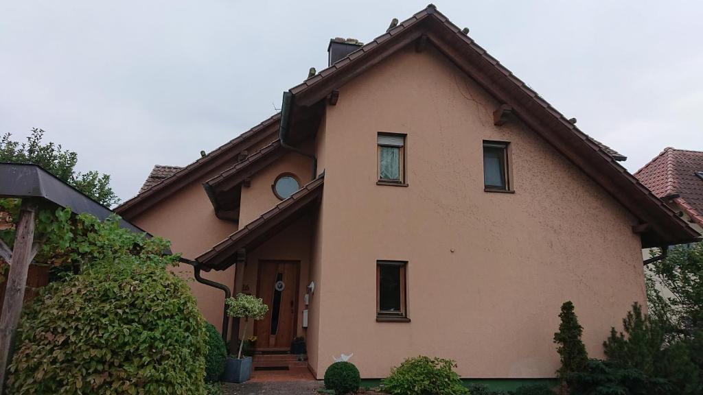 Appartement Gemütliche Ferienwohnung am Ortsrand 26 Hernsterstraße, 97892 Kreuzwertheim