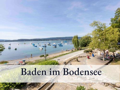 Appartement Gemütliche Ferienwohnung in bester Bodenseelage l 1 Minute zum Bodensee l 1 Zimmer l Vollausgestattete Küche l Free-WLAN l Willkommen im Apartment Böhringen 2 Hermann-Sernatinger-Straße Radolfzell am Bodensee