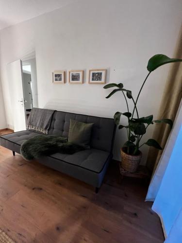 Appartement Gemütliche Wohnung mit großem Balkon direkt neben der Markthalle 9 8 Eisenbahnstraße Berlin