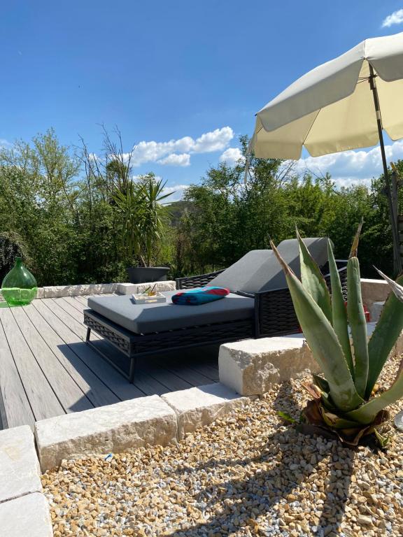 Appartement gemütliches Apartment mit Pool bei Jena Am Birkenhain, 07768 Kahla