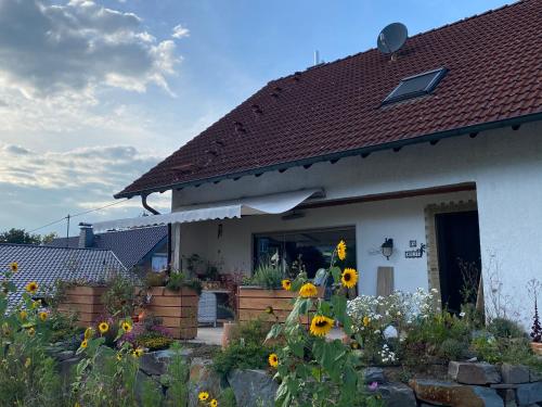 Maison de vacances Gemütliches Familienhaus an der Sieg mit Pool und Billard 5 Im Ahlen Windeck