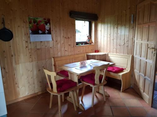 Maisons de vacances gemütliches Ferienhaus in der Natur 5 Heinkenstruck Osterrade