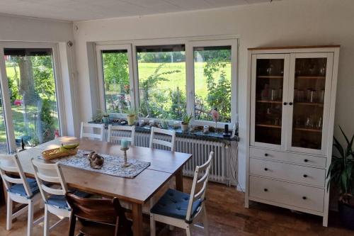 Appartement Gemütliches Häuschen mit Seeblick und Kamin 32 Dorfstraße Bollingstedt