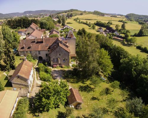 Gîte 2 du Château de Feschaux Villeneuve-sous-Pymont france